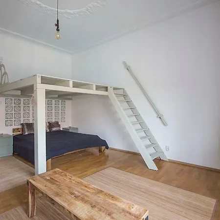 King Street Apartman * 布达佩斯